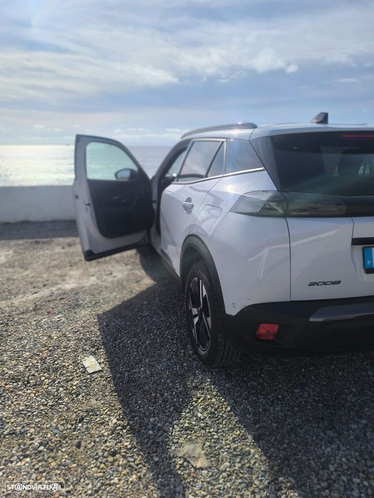 Peugeot 2008 1.2 PureTech Allure - 8