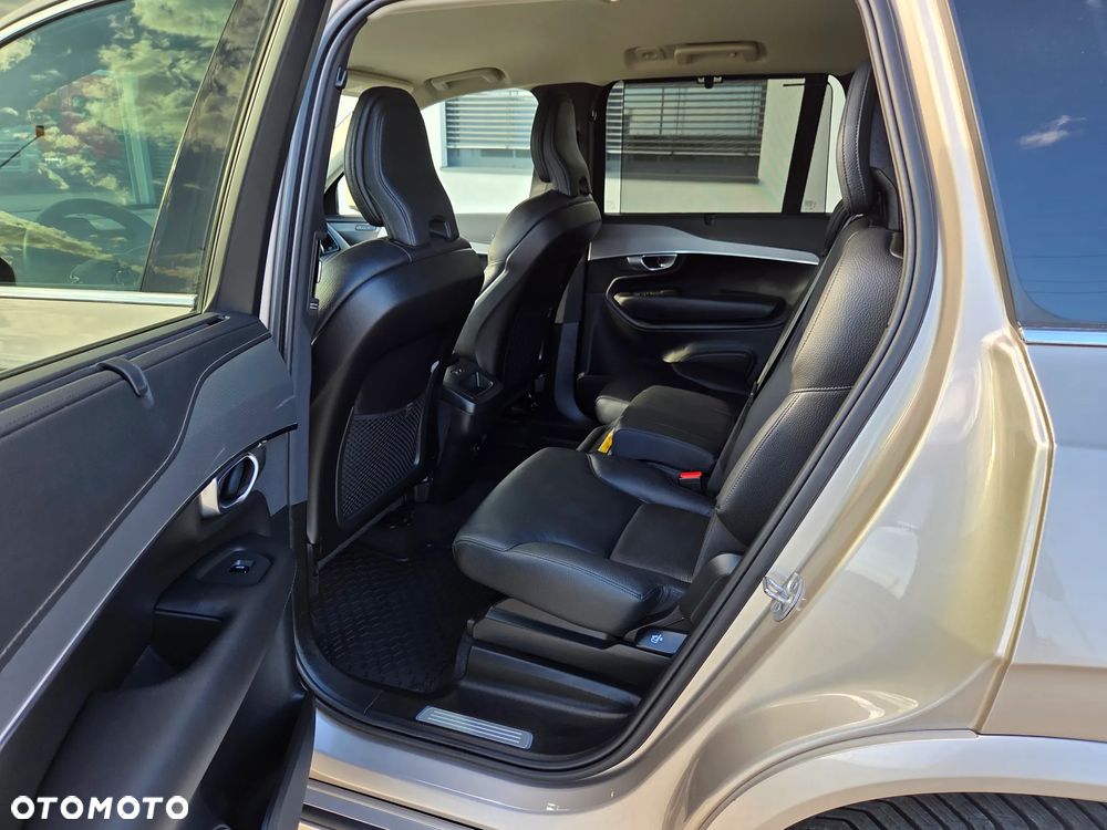 Volvo XC 90 B5 D AWD Plus Bright - 14