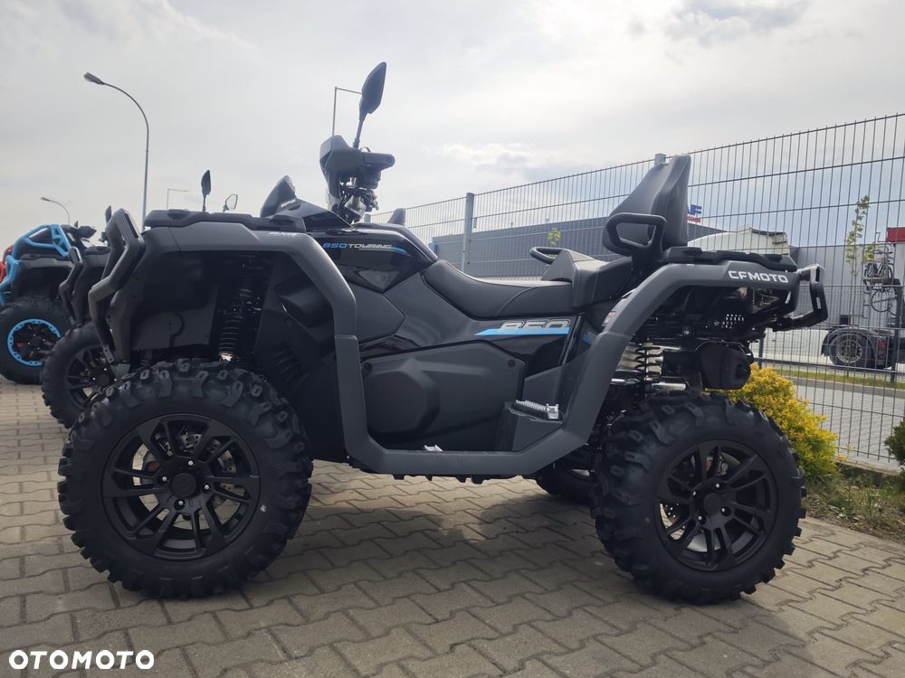 CFMoto CForce - 11