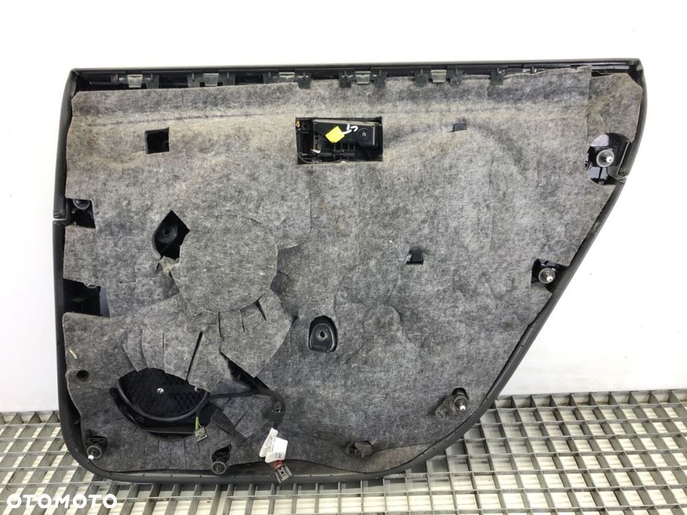 BOCZEK DRZWI TYŁ LEWY TAPICERKA  AUDI A8 D4 (4H2, 4H8, 4HC, 4HL) 2009 - 2018 4.2 FSI quattro 273 kW - 5