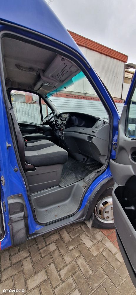 Iveco Daily - 12