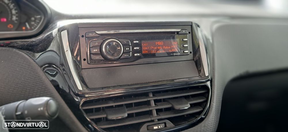 Peugeot 208 1.2 PureTech Active - 7