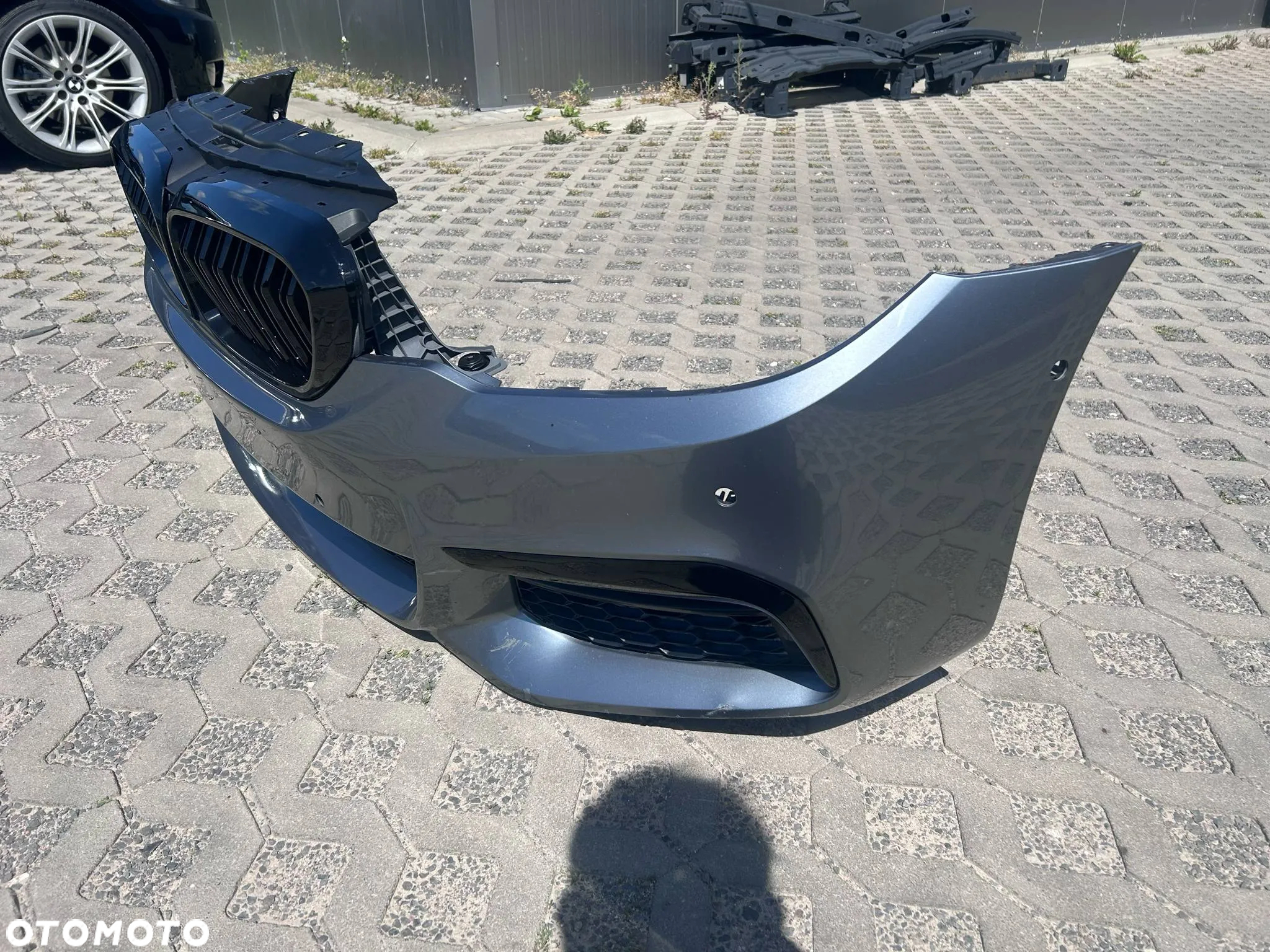 BMW 5 G30 M-Pakiet Zderzak Przód Przedni 6xPDC Radar Frozen Arctic Gray 490 - 12