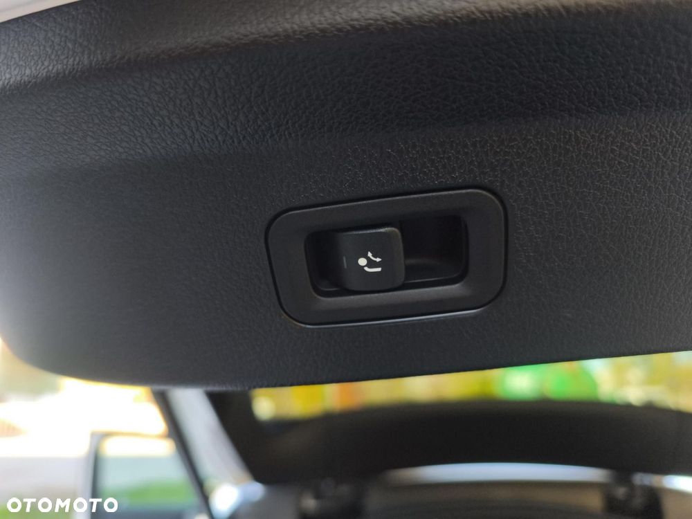 Mercedes-Benz GLE - 26