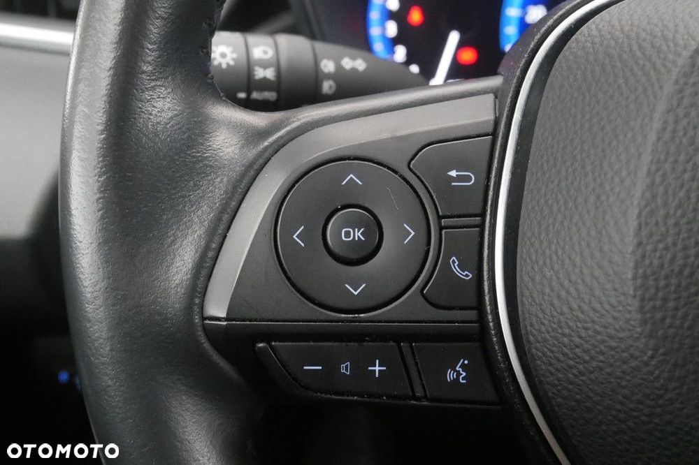 Toyota Corolla - 25