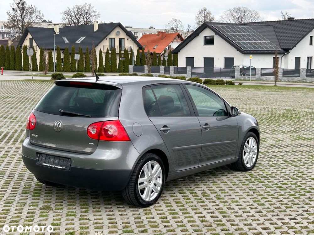 Volkswagen Golf 1.6 Tour Edition - 4