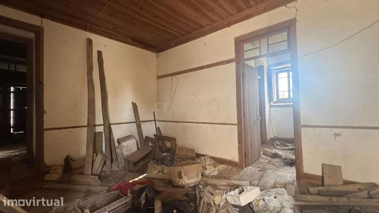 Ruin com Potencial em Vila Cã, Pombal - 120m² - Grande imagem: 5/28