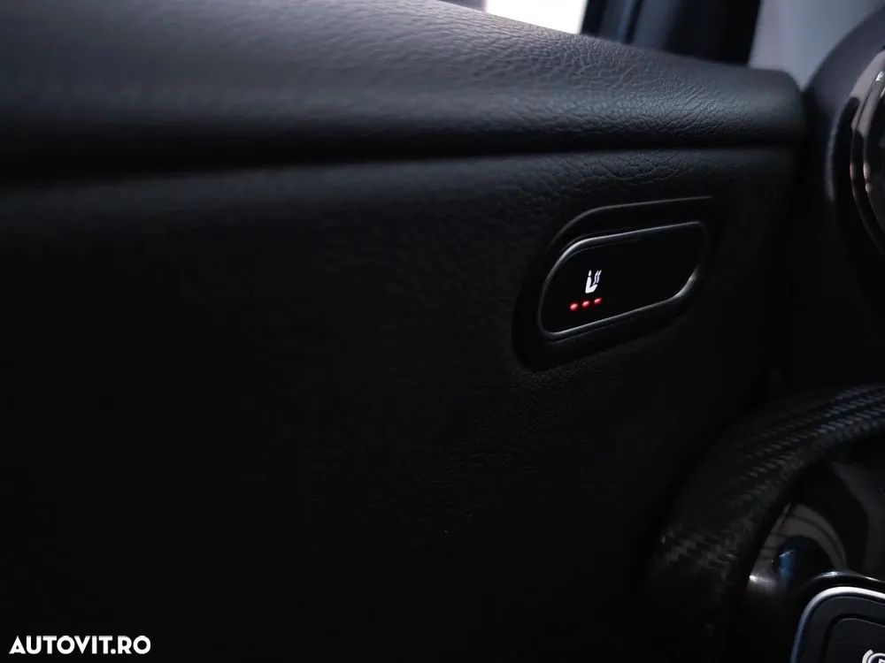 Mercedes-Benz A 200 7G-DCT - 13