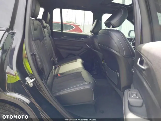 Jeep Grand Cherokee - 7