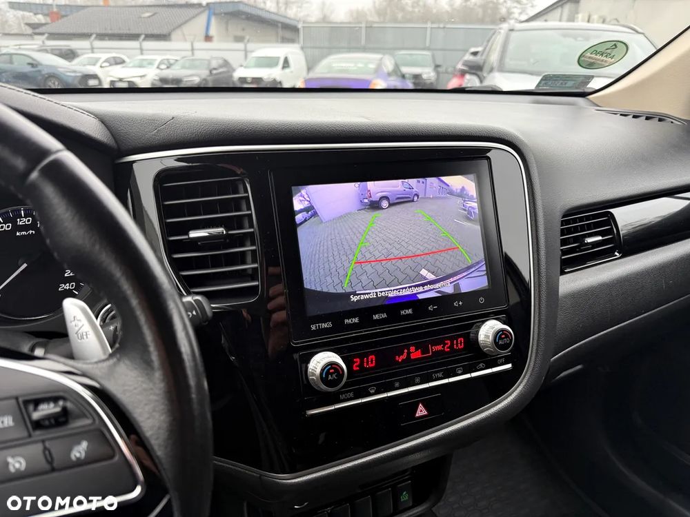 Mitsubishi Outlander 2.0 Intense + SDA 4WD CVT - 15