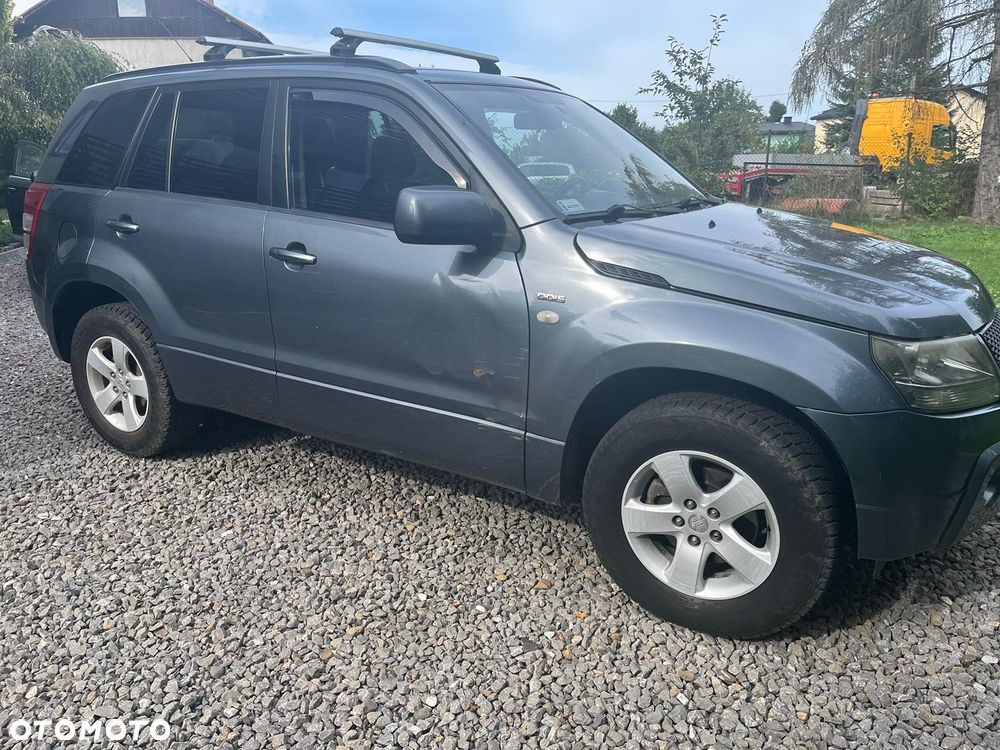 Suzuki Grand Vitara 1.9 DDiS - 4