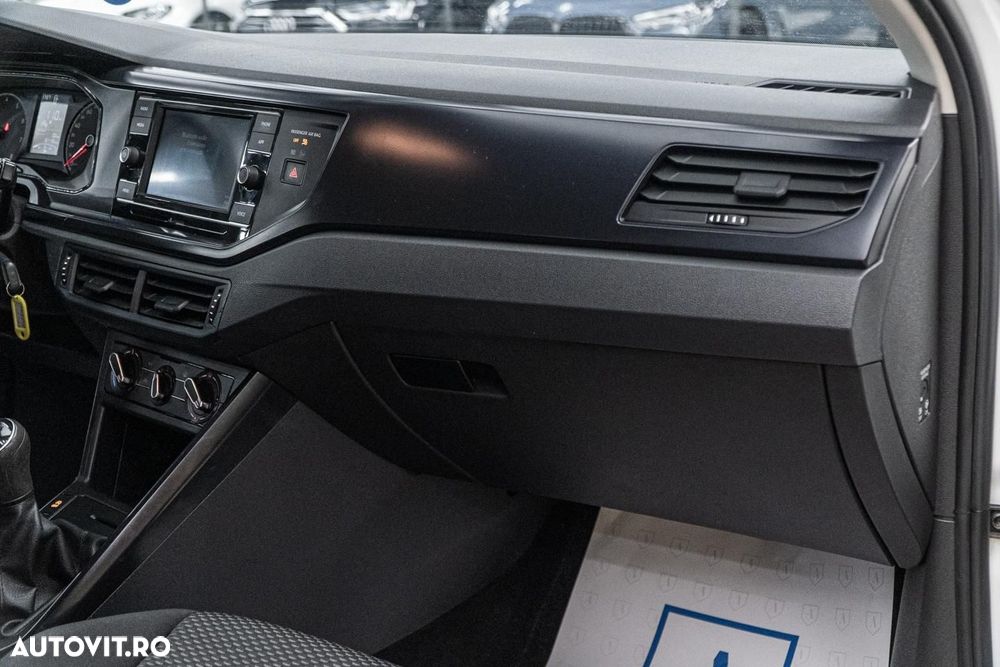 Volkswagen Polo 1.0 Comfortline - 22