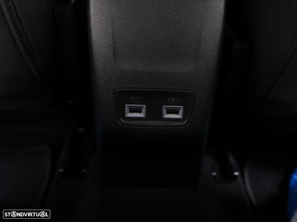 Peugeot e-2008 50 kWh Active - 18