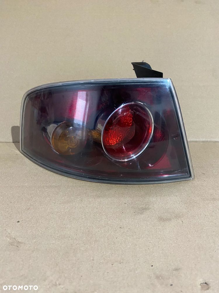 SEAT IBIZA III LIFT HB LAMPA TYŁ TYLNA LEWA - 1
