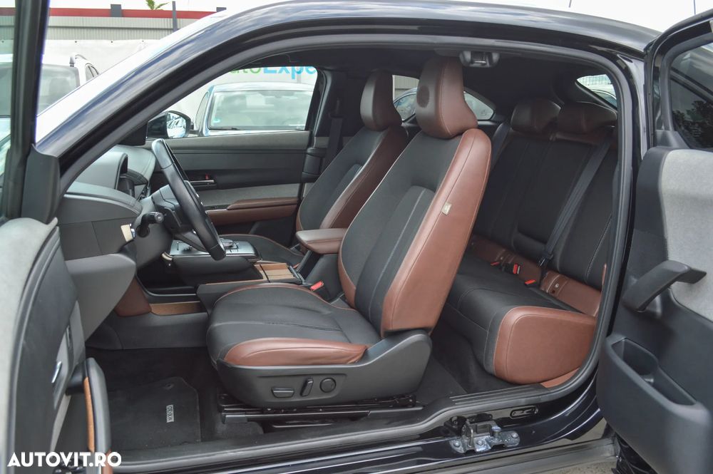 Mazda MX-30 e-SKYACTIV EXCLUSIVE-LINE - 19