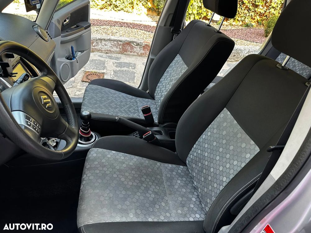 Suzuki Sx4 2013 photo 4