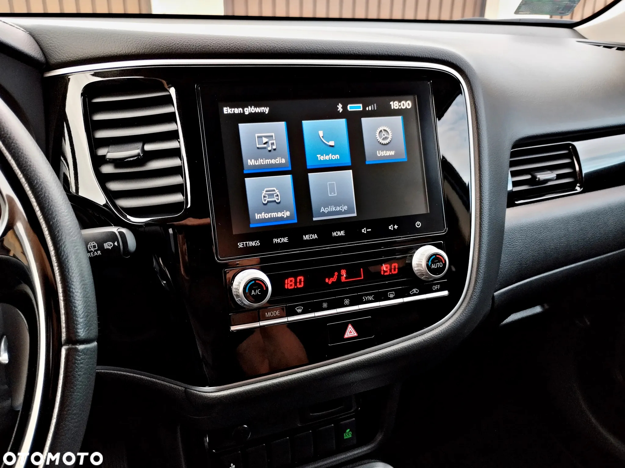 Mitsubishi Outlander 2.0 Intense + Navi 4WD CVT - 15