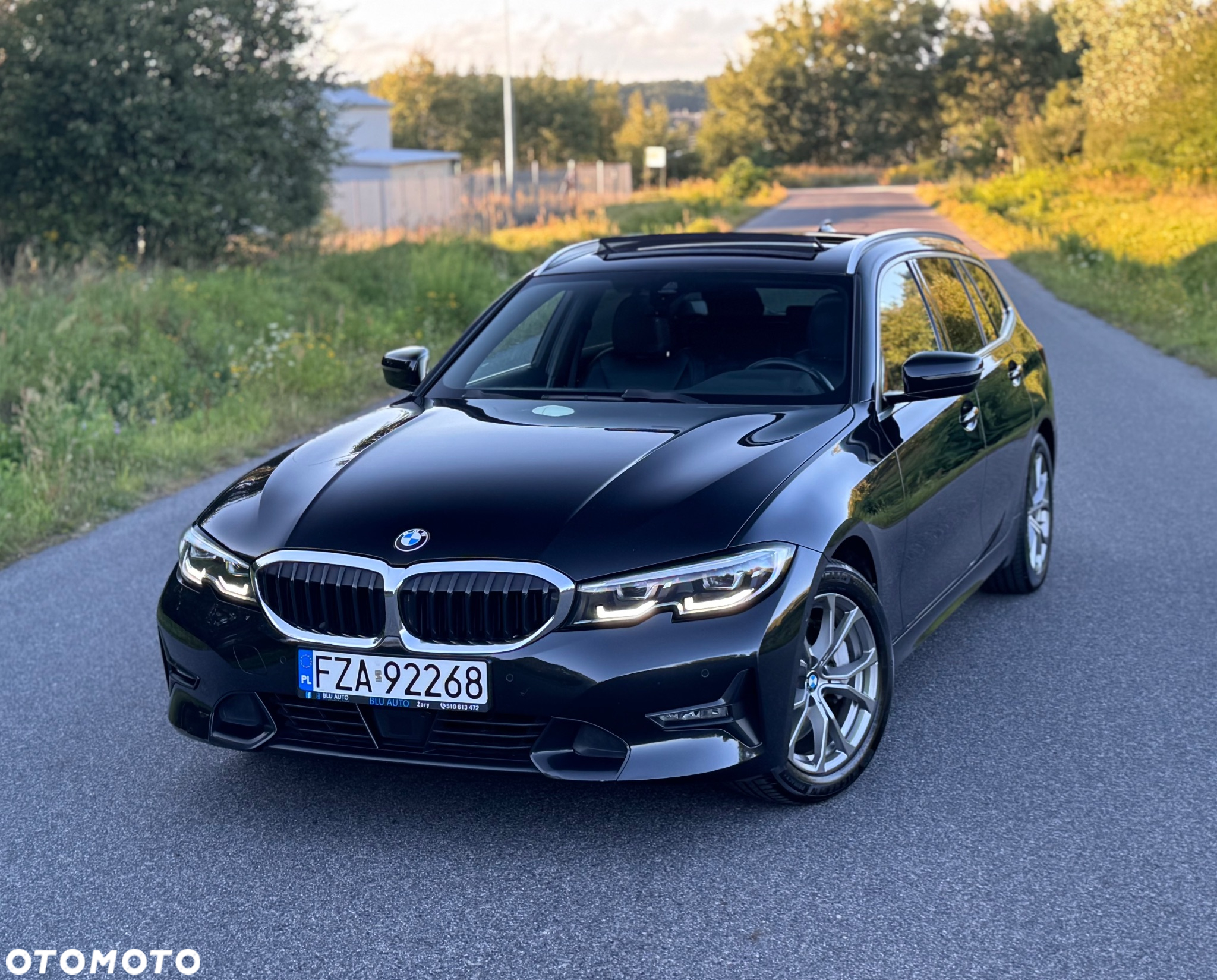 BMW Seria 3 330i - 2