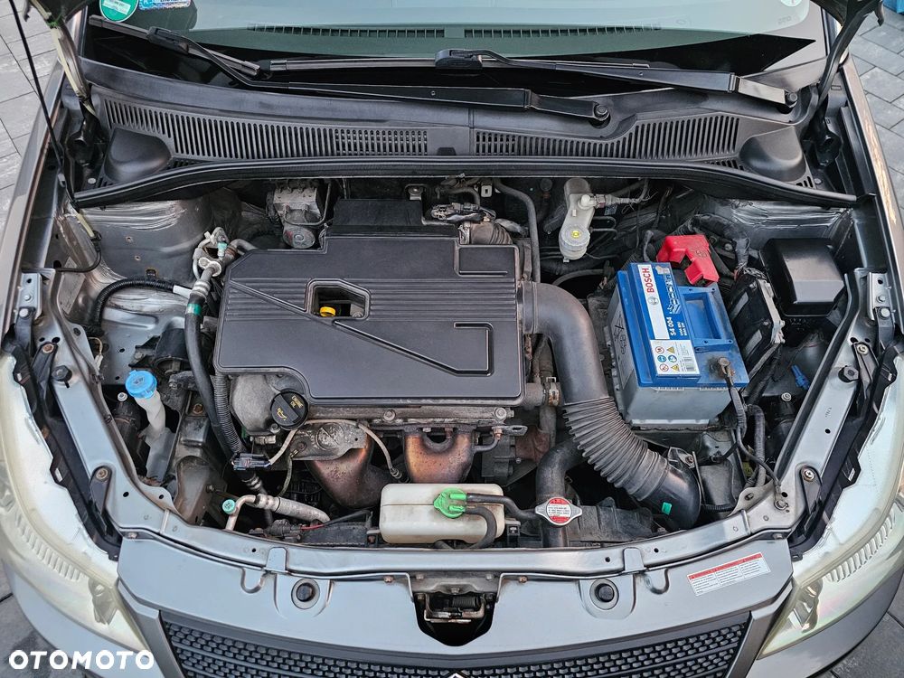 Suzuki SX4 1.6 Premium Outdoor - 36