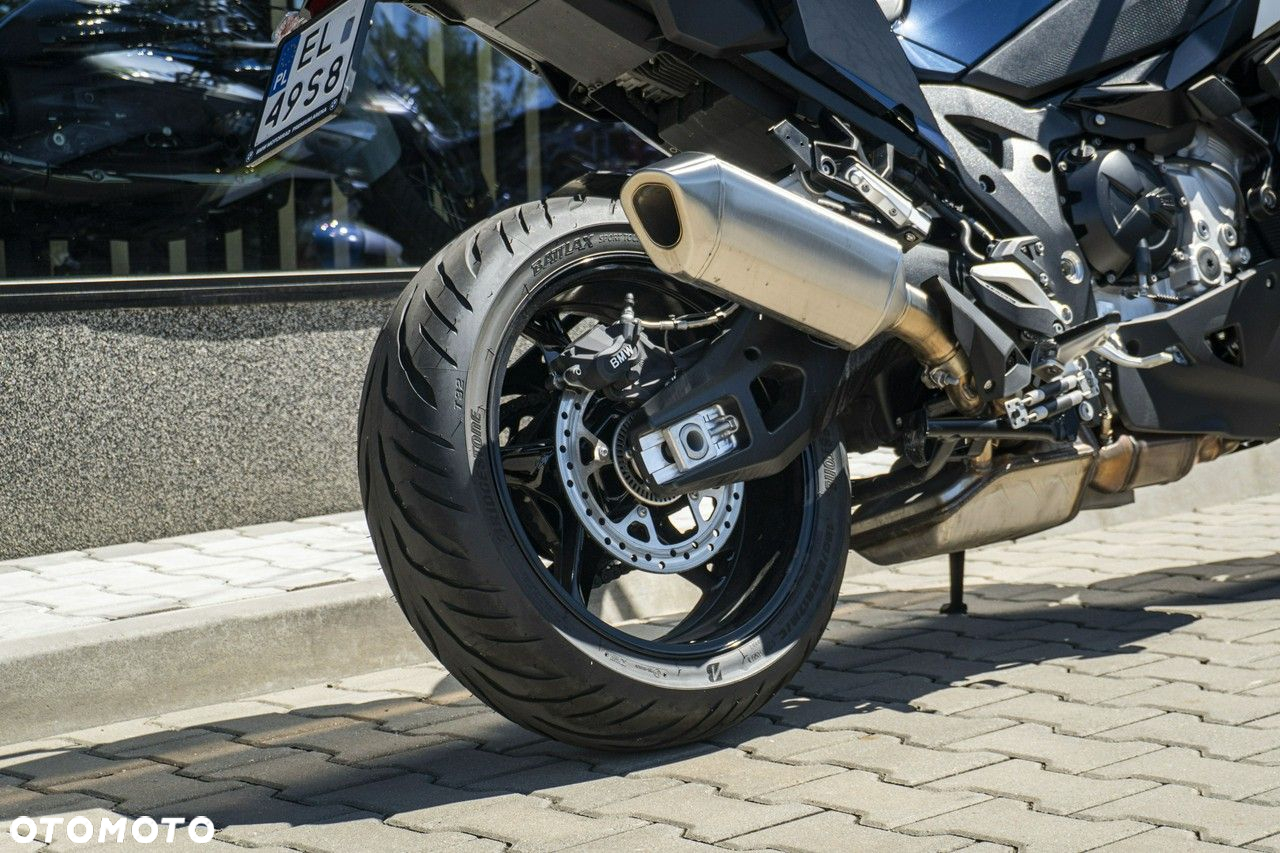 BMW XR - 11