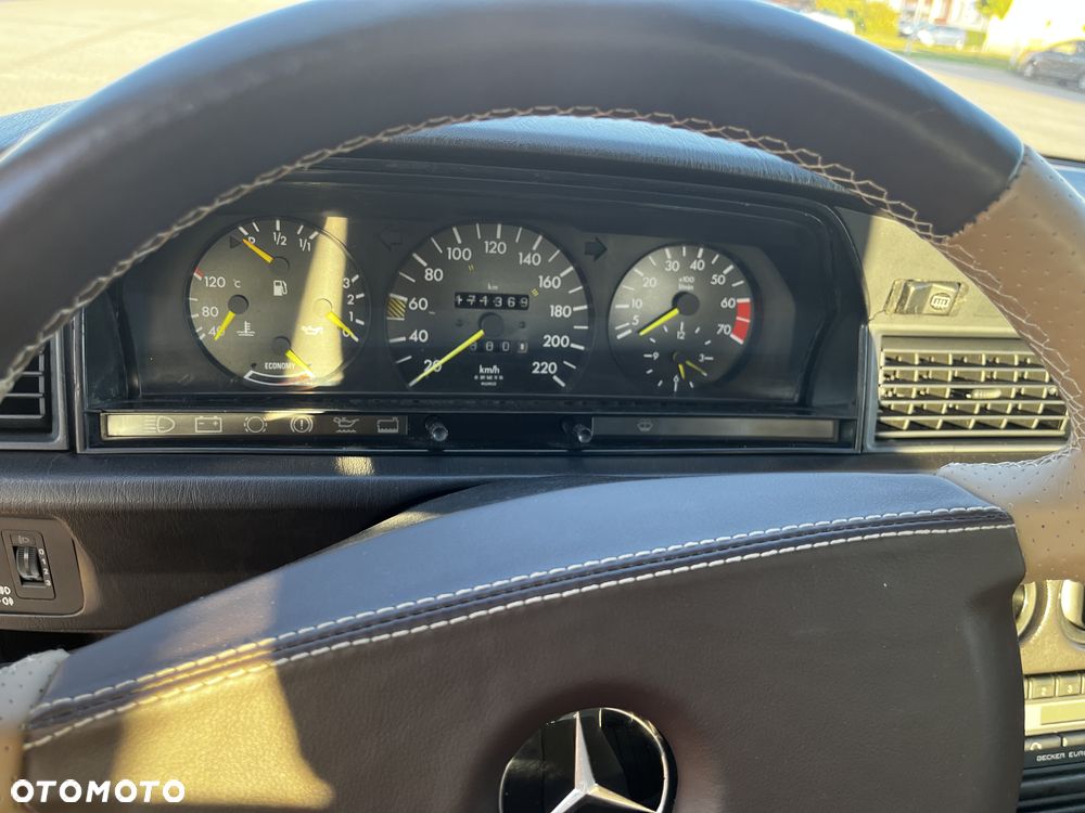 Mercedes-Benz W201 (190) - 17