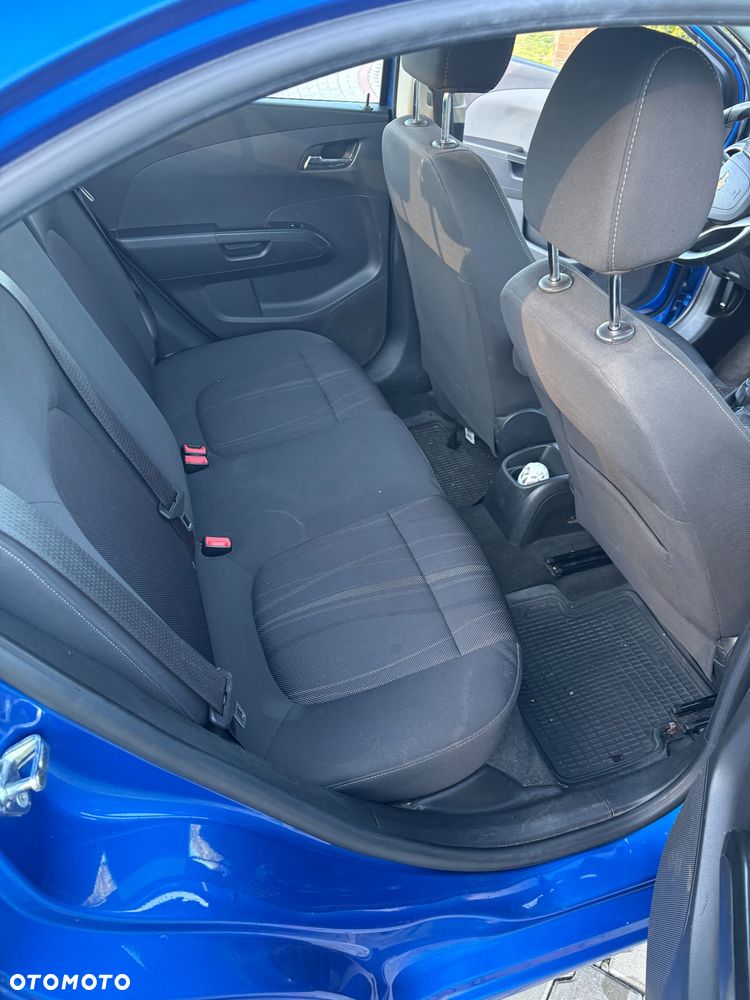 Chevrolet Aveo 1.6 LTZ - 14