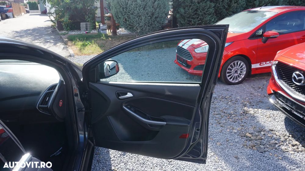 Ford Focus 1.0 EcoBoost Start-Stopp-System Titanium - 10
