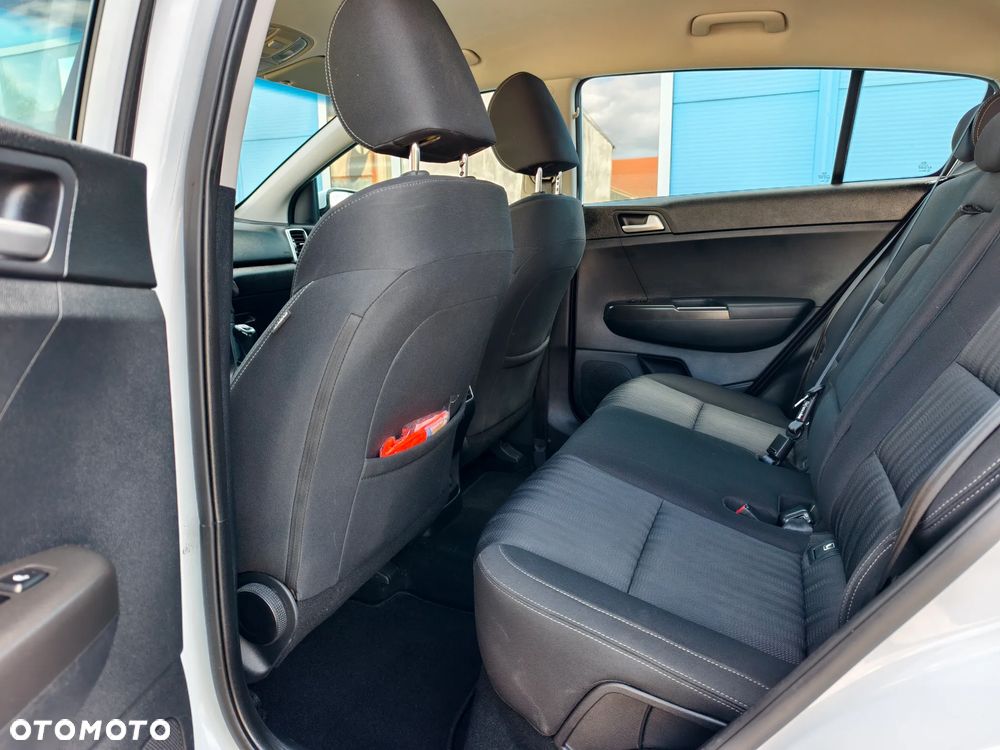 Kia Sportage 1.6 GDI 2WD DREAM-TEAM EDITION - 13