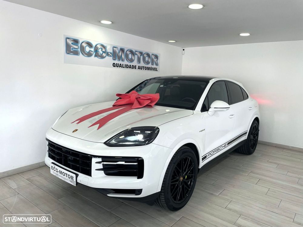 Porsche Cayenne Coupé E-Hybrid - 3