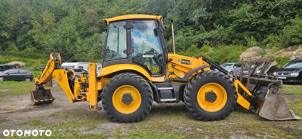 JCB 4CX - 3