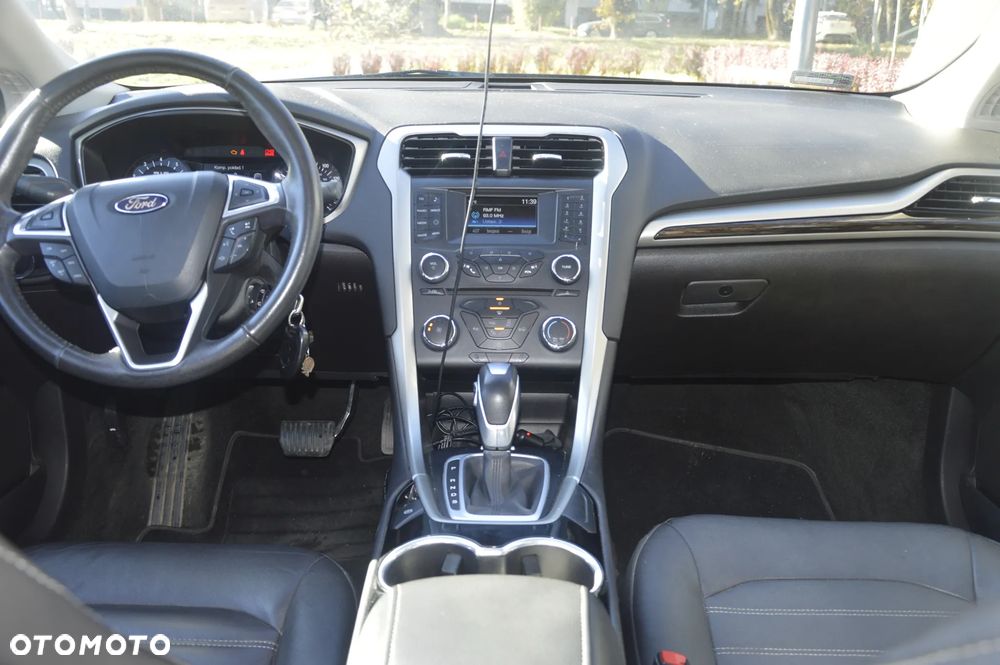Ford Mondeo - 10