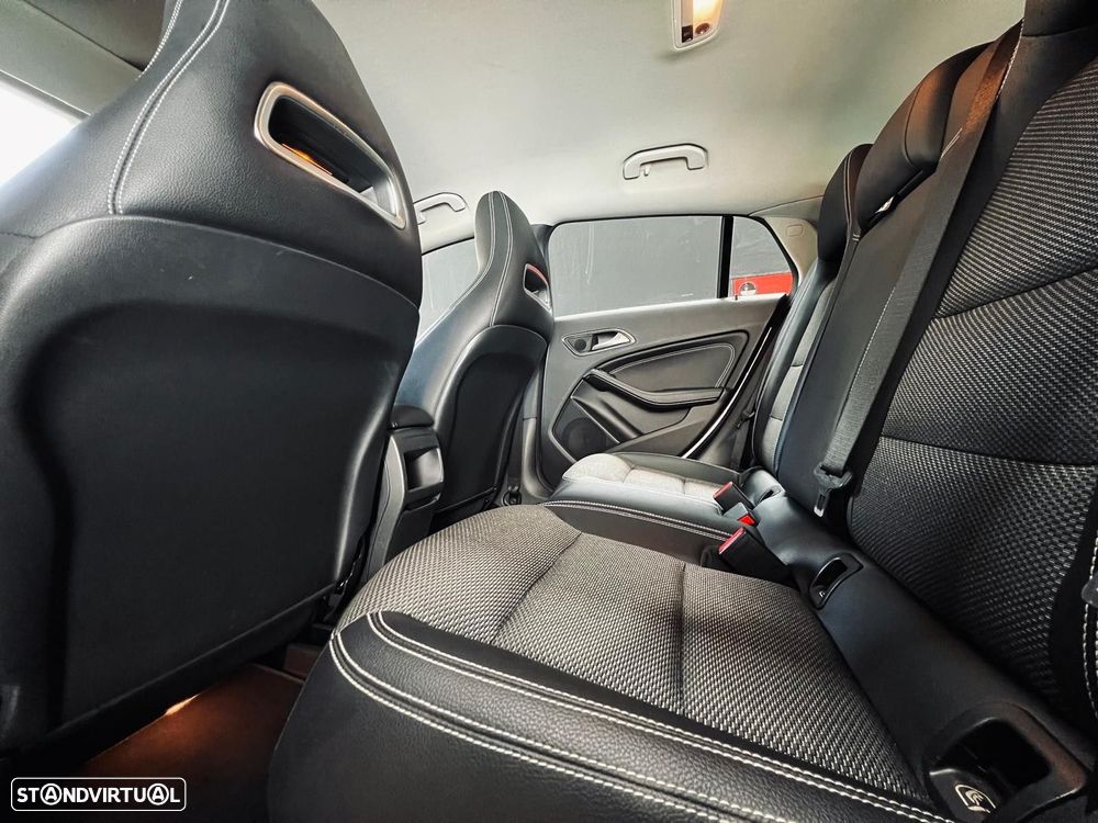 Mercedes-Benz CLA 180 d Shooting Brake Urban Aut. - 46