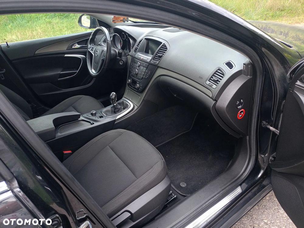 Opel Insignia 1.8 - 12