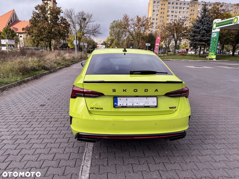 Skoda Octavia 2.0 TSI RS DSG - 10