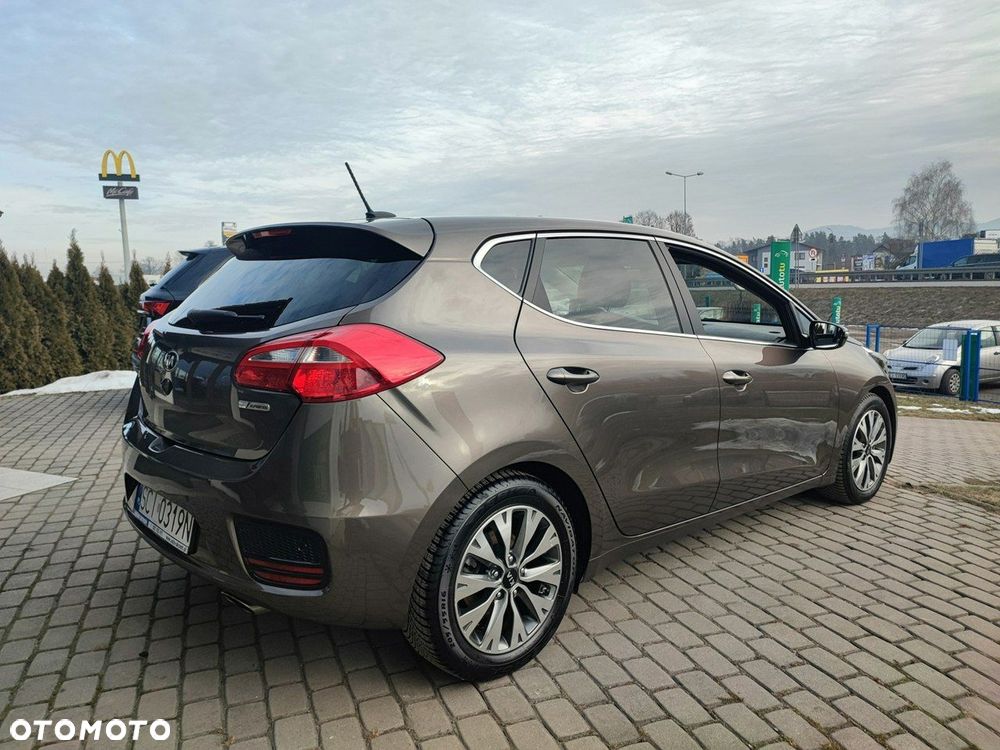 Kia Ceed 1.6 GDI Edition 7 - 8
