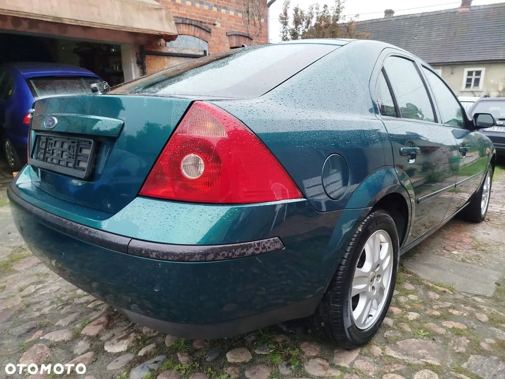 Ford Mondeo 1.8 Ghia - 3