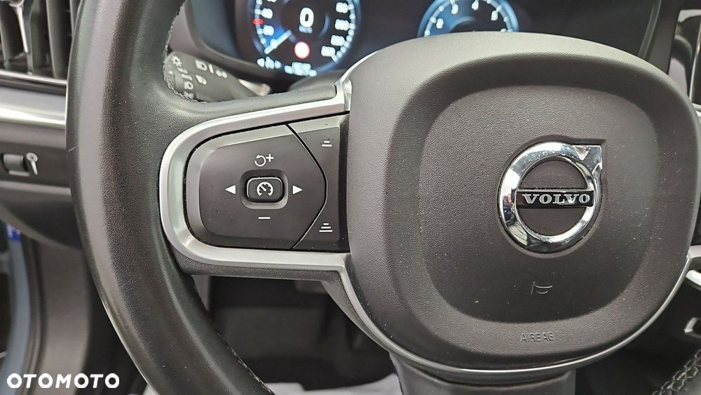 Volvo V60 B3 B Momentum Pro - 16
