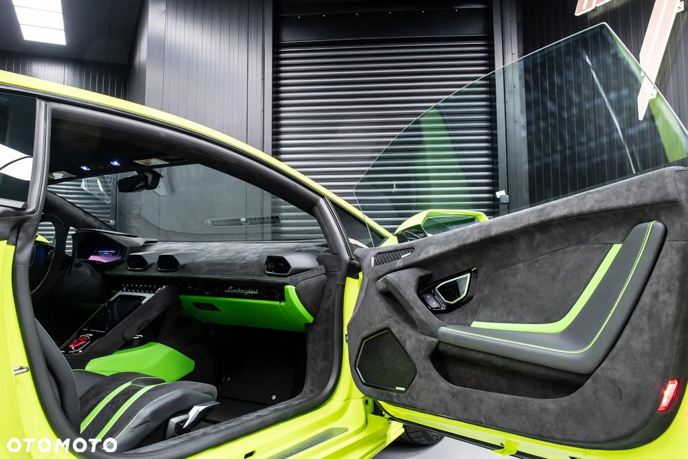 Lamborghini Huracan - 19