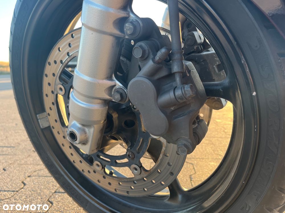 Yamaha FZ6 - 11