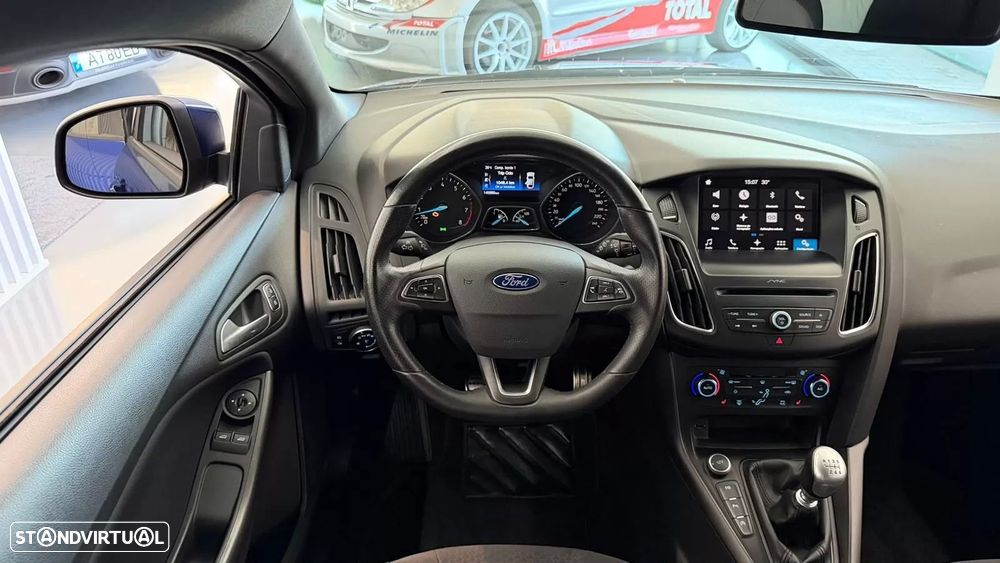 Ford Focus SW 1.0 EcoBoost ST-Line - 26