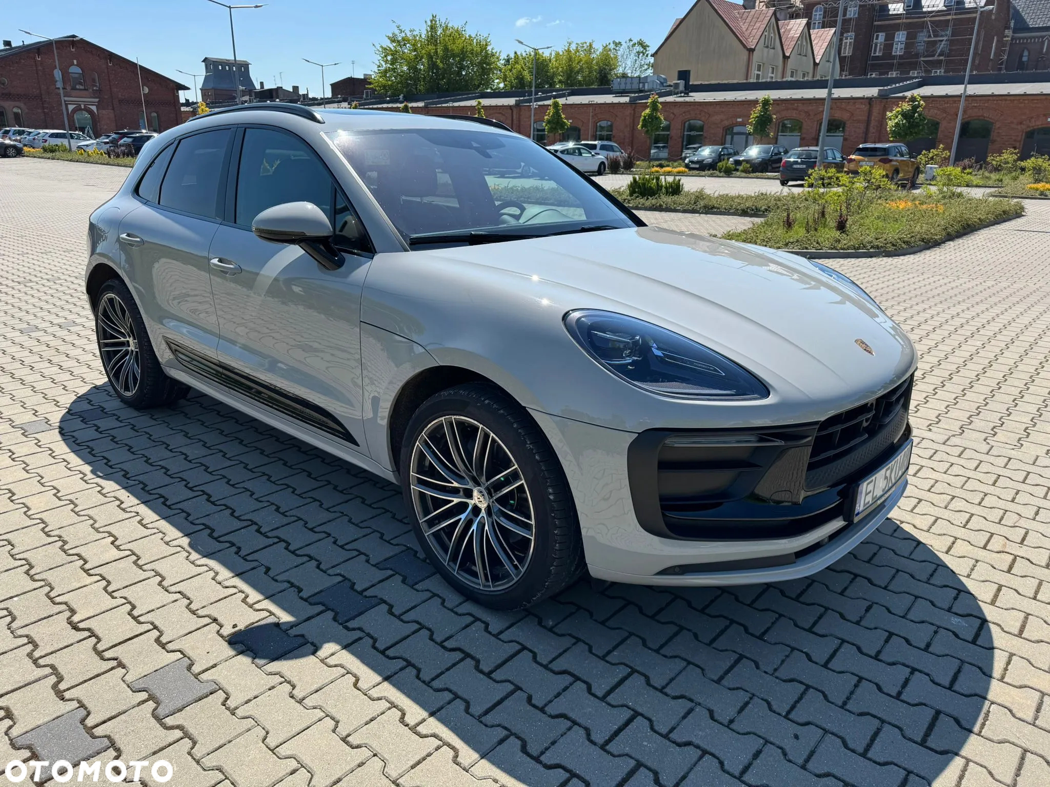 Porsche Macan T - 13