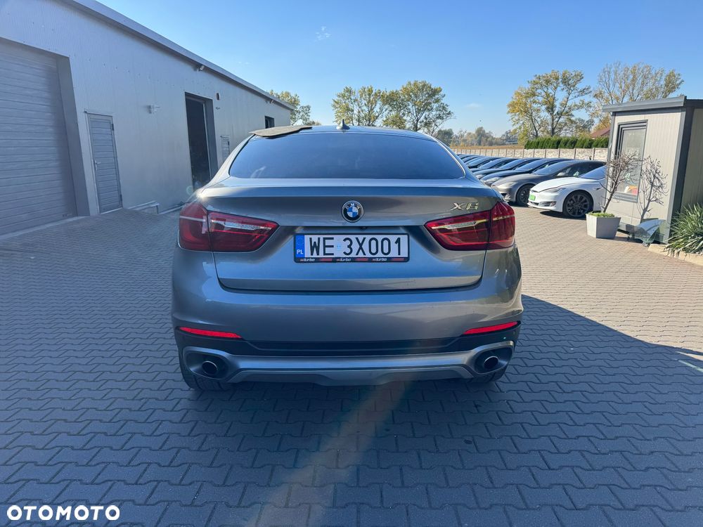 BMW X6 xDrive35i Performance M Paket - 12