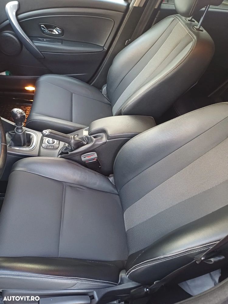 Renault Megane dCi 95 FAP Paris - 6