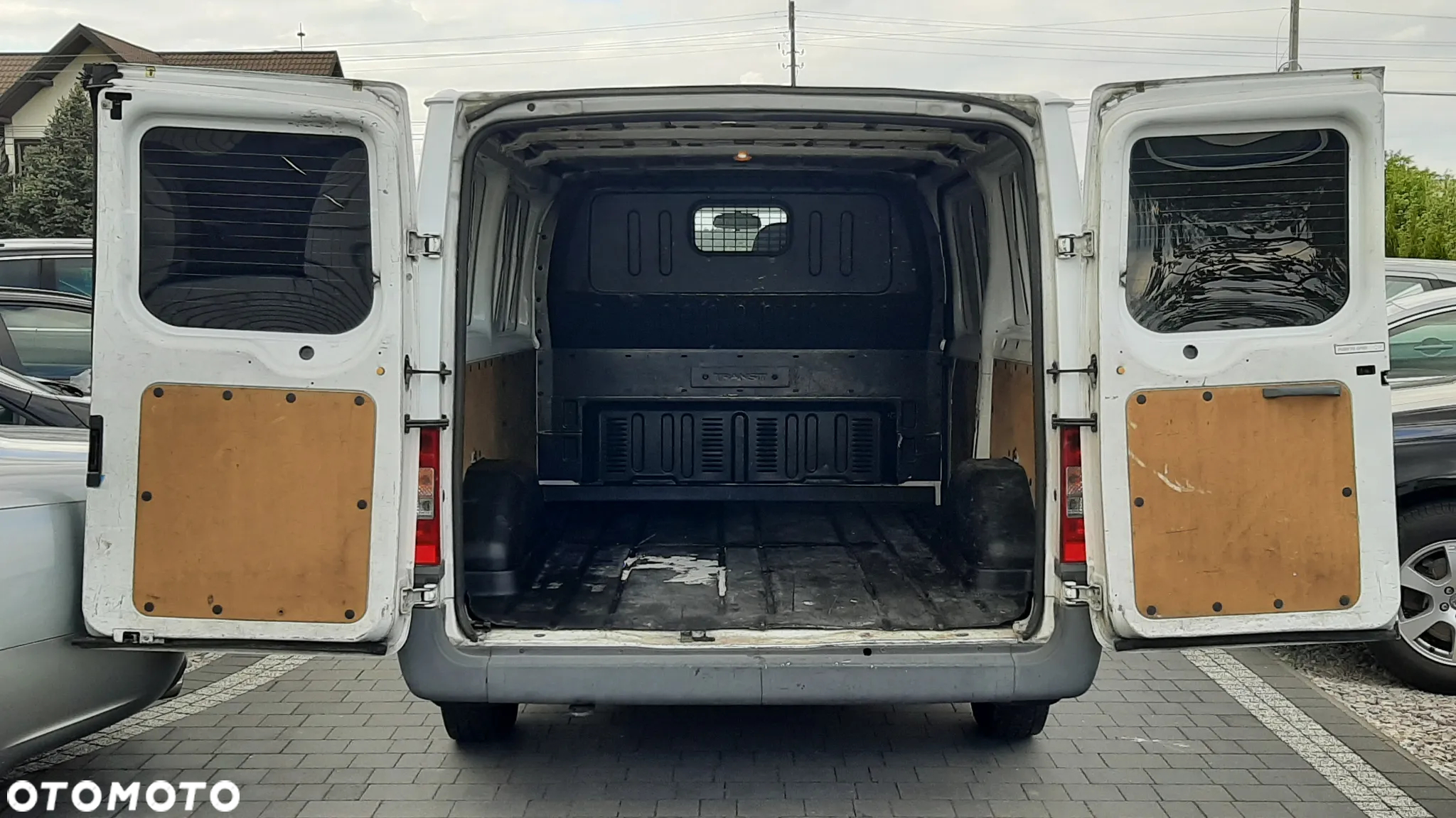 Ford Transit - 14