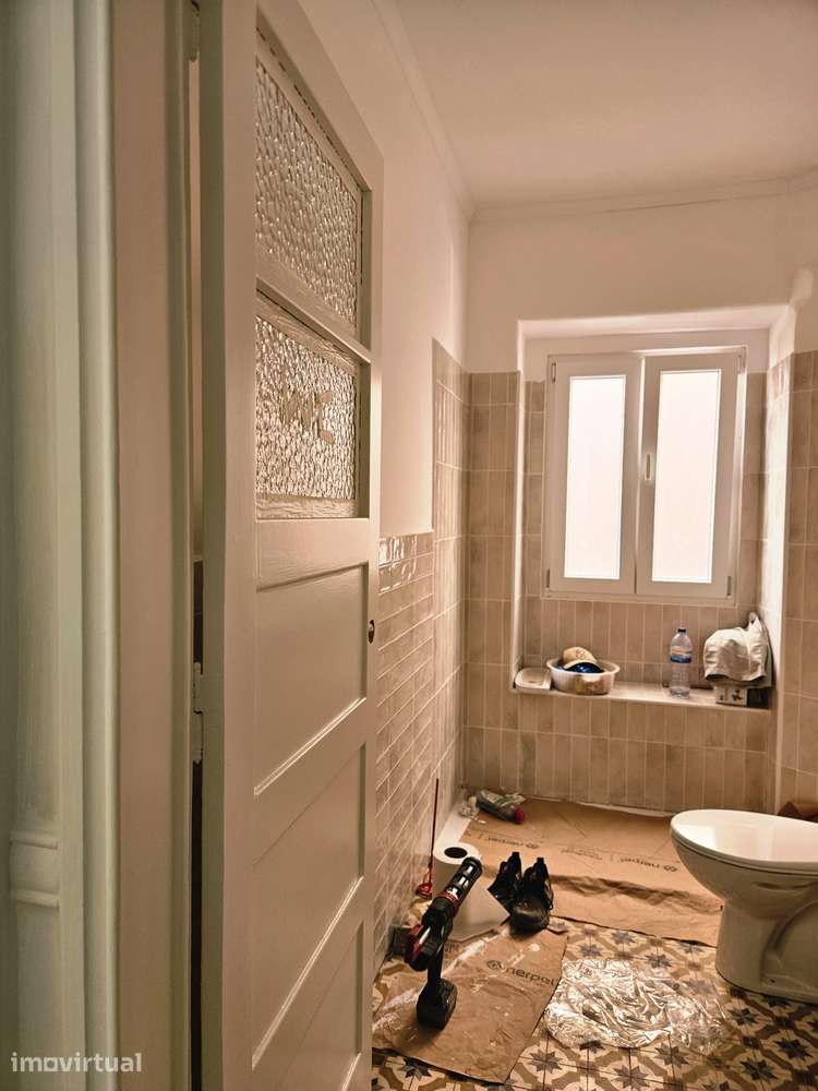 Apartamento T2(+1) totalmente remodelado – Arrendamento com contrato - Grande imagem: 5/14