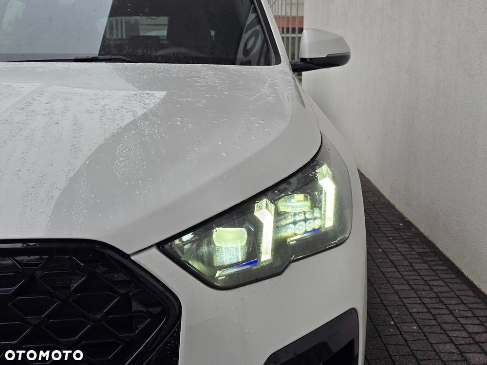BMW X2 - 16