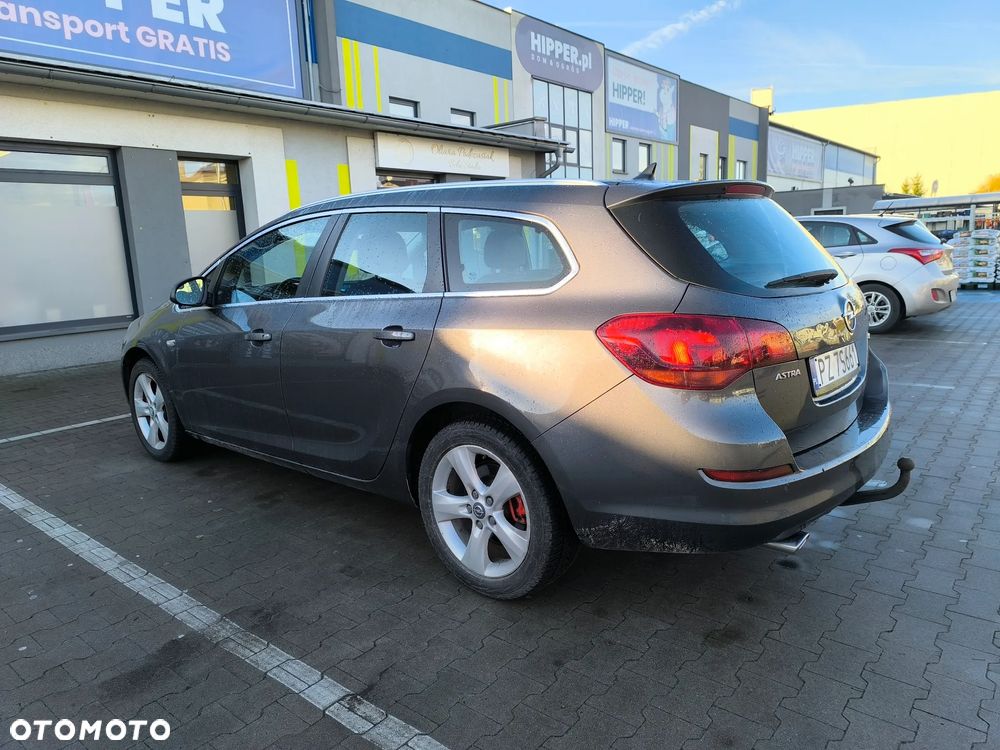 Opel Astra 2.0 CDTI DPF SportsTourer Edition - 7