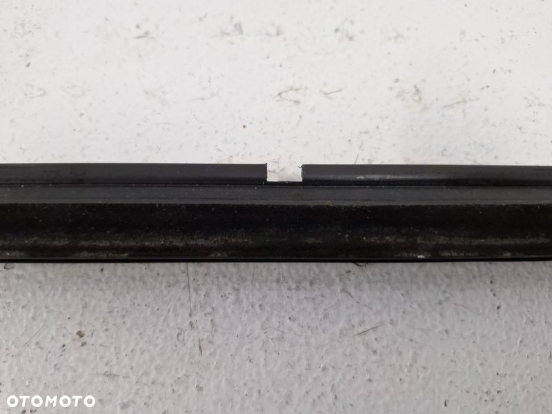 fiat 500x 500 x listwa zgarniająca drzwi prawy tył prawa tylna czarna - 7