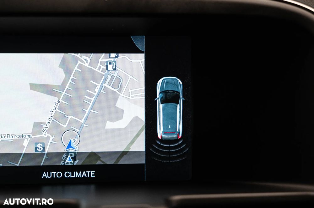 Volvo XC 60 D3 Geartronic Momentum - 18