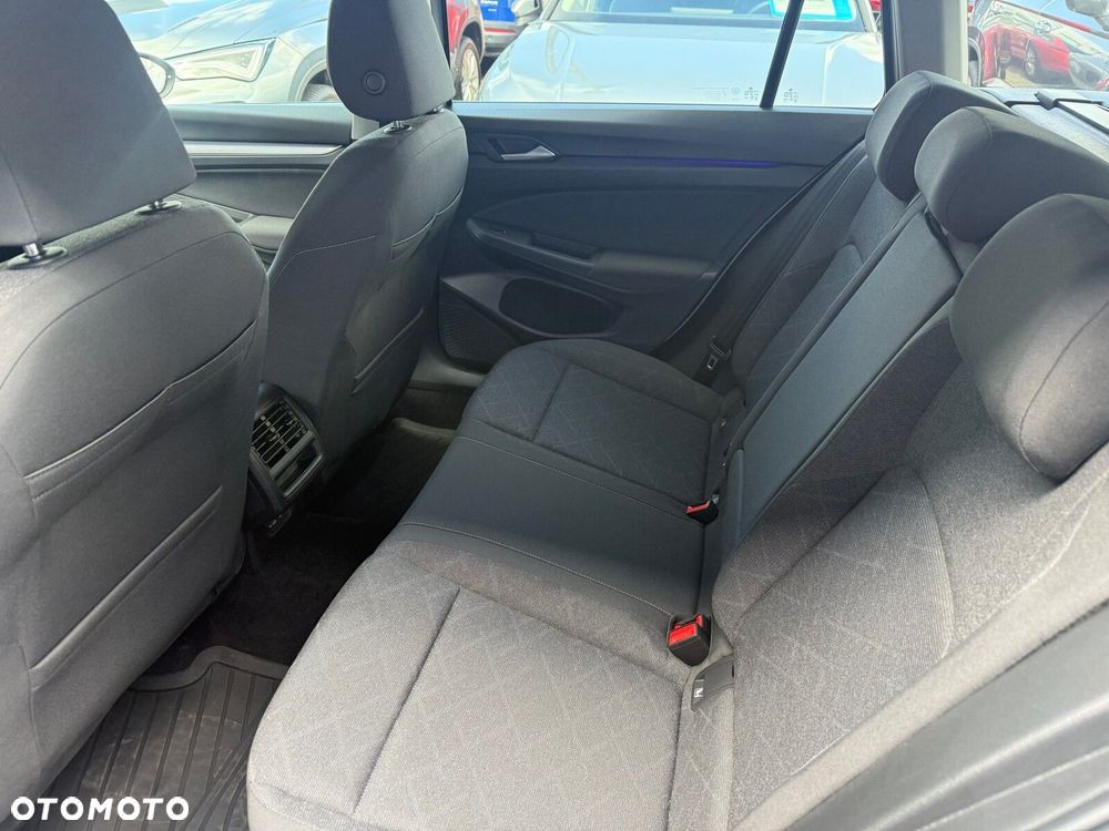 Volkswagen Golf - 14